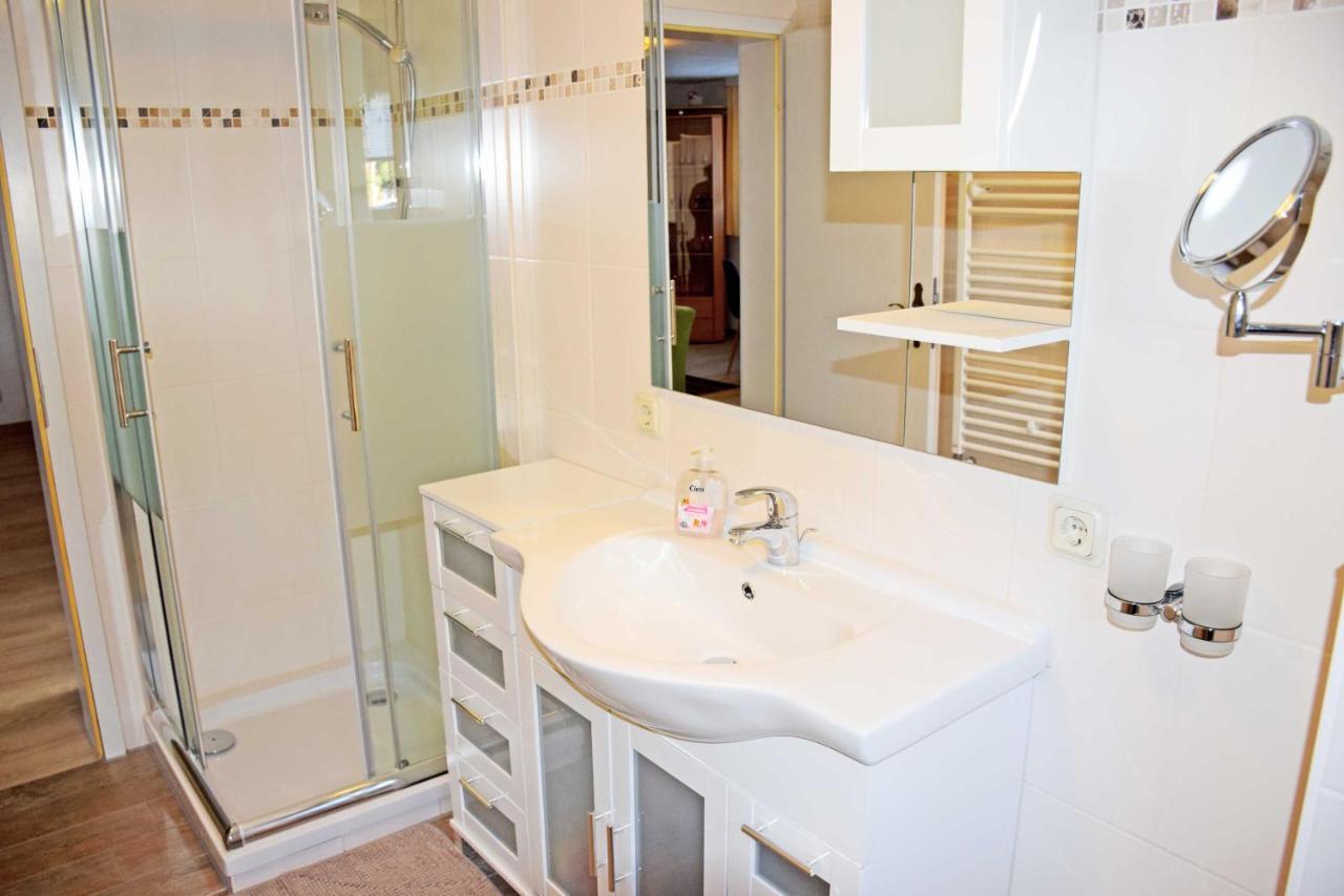 Ferienwohnung Marie An Der Granitz Schmacht Esterno foto